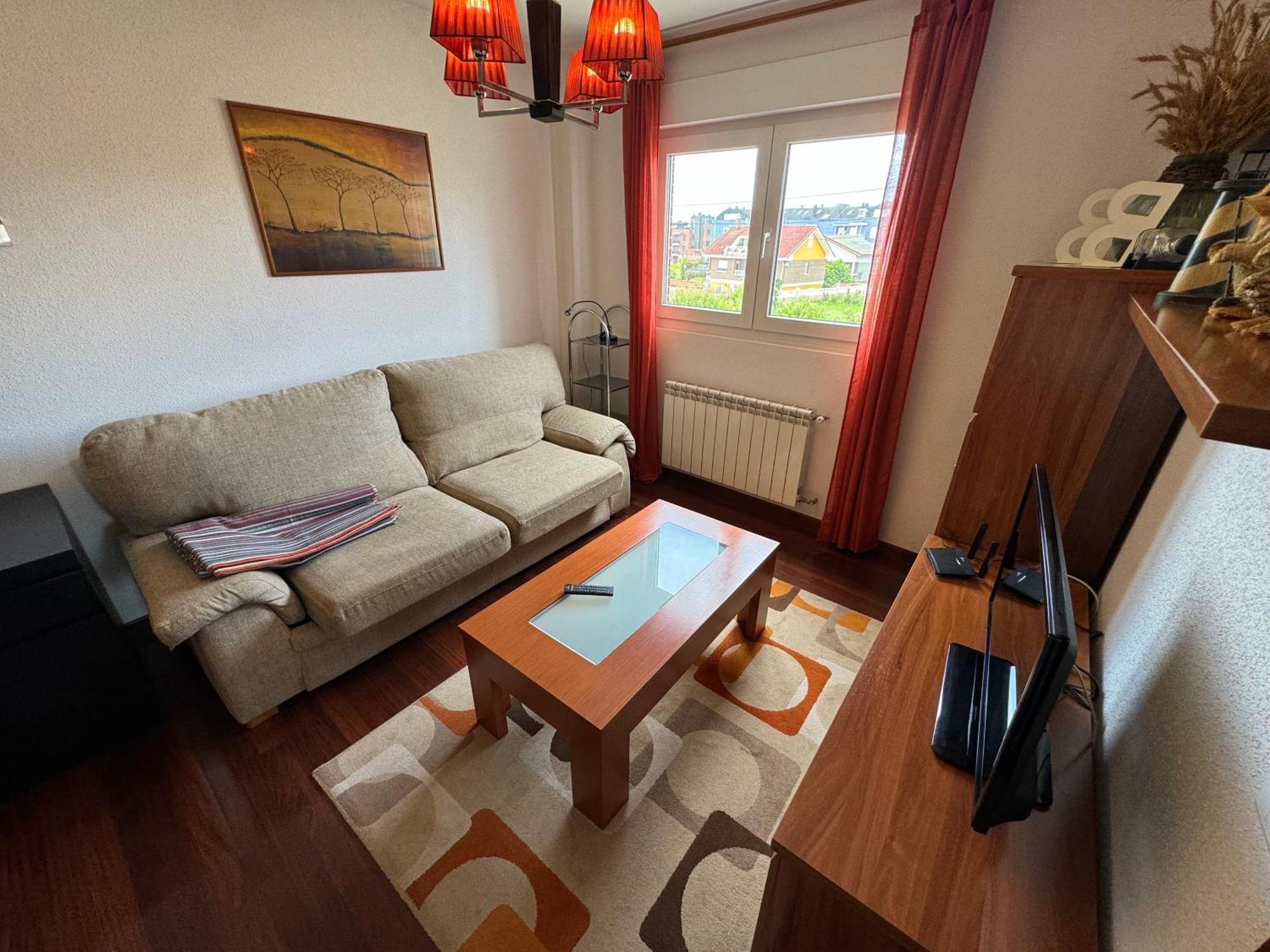 Garaje Y Piscina Comunitaria! Lejlighed Suances Eksteriør billede